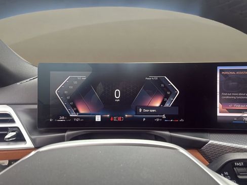 Used 2025 BMW 430i xDrive w/ Premium Package image 13