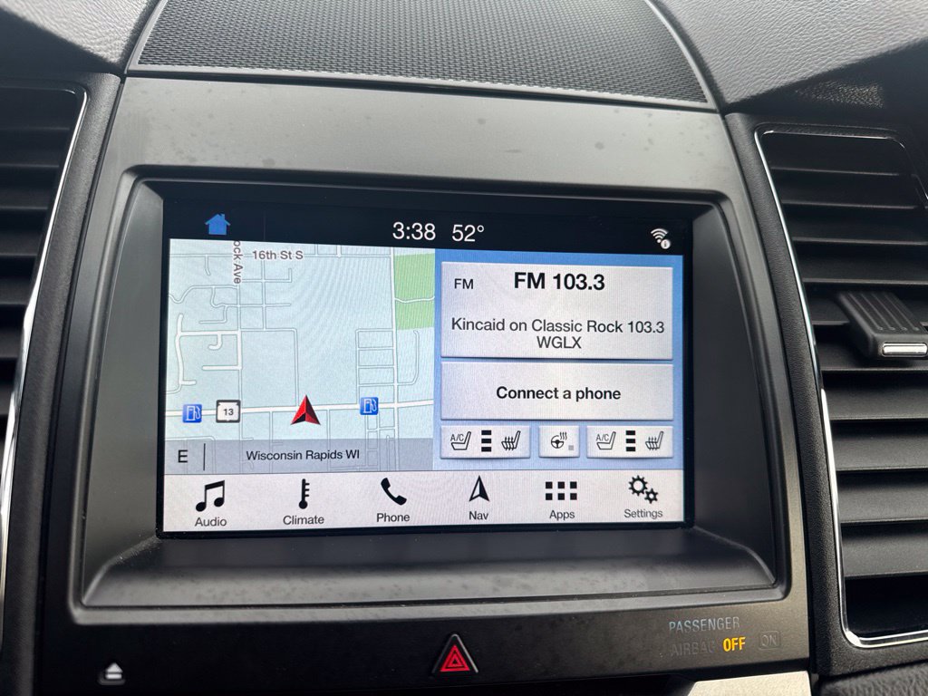 Used 2018 Ford Taurus Limited AWD/4WD image 19