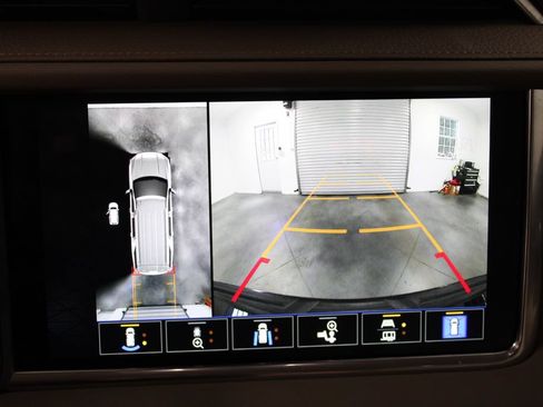 Used 2024 GMC Yukon XL Denali w/ Max Trailering Package RWD image 35