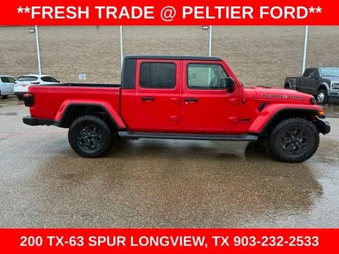 Used 2021 Jeep Gladiator Sport AWD/4WD image 11