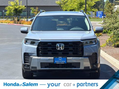 New 2026 Honda Pilot Touring image 10
