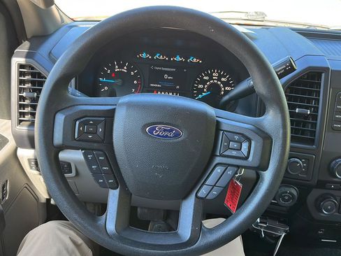 Used 2016 Ford F150 XL w/ Equipment Group 101A Mid AWD/4WD image 16