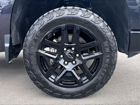 Used 2024 Chevrolet Silverado 1500 Custom Trail Boss image 9