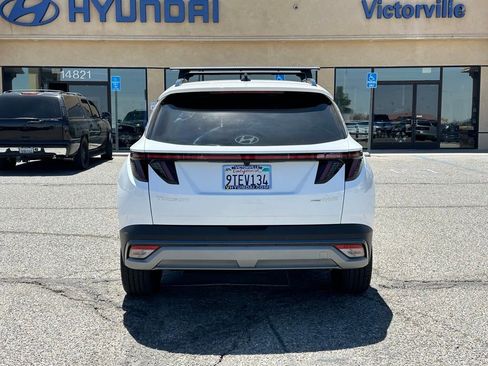 Used 2025 Hyundai Tucson Limited AWD/4WD image 6