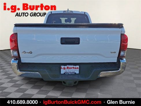 Used 2022 Toyota Tacoma SR5 image 5