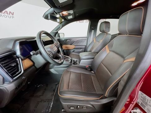 Used 2023 GMC Canyon AT4 w/ AT4 Premium Package image 10