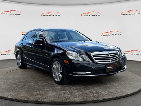 Used 2012 Mercedes-Benz E 350 4MATIC Sedan image 3