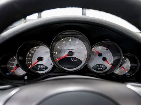 Used 2006 Porsche 911 Carrera S RWD image 11