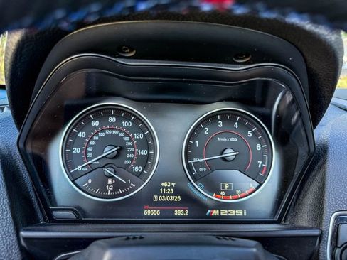 Used 2016 BMW M235i Convertible image 31