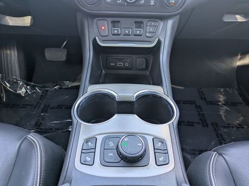 Used 2019 GMC Terrain Denali w/ Driver Alert Package II image 23