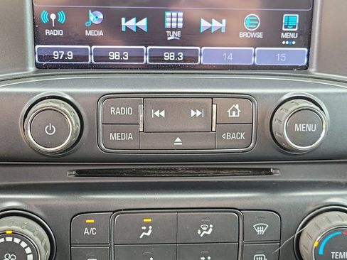 Used 2017 Chevrolet Silverado 1500 LT w/ Trailering Package AWD/4WD image 27
