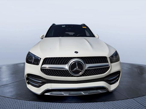 Used 2023 Mercedes-Benz GLE 450 4MATIC image 2