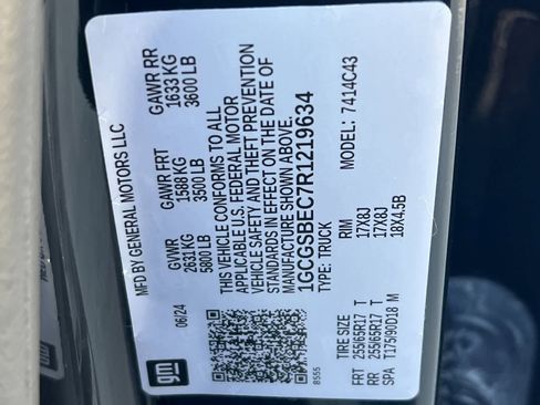 Used 2024 Chevrolet Colorado W/T image 29