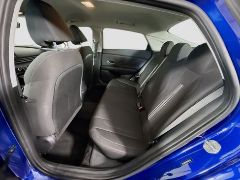 Used 2021 Hyundai Elantra SEL FWD image 25