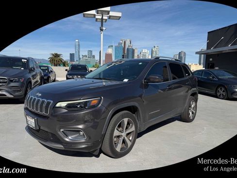 Used 2019 Jeep Cherokee Limited image 1