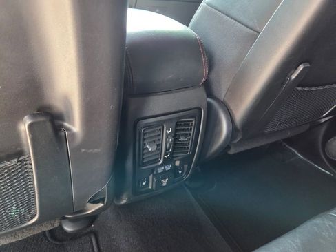 Used 2021 Dodge Durango R/T RWD image 9