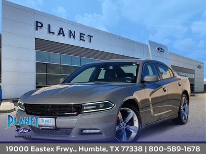 Used 2017 Dodge Charger SXT w/ Plus Group