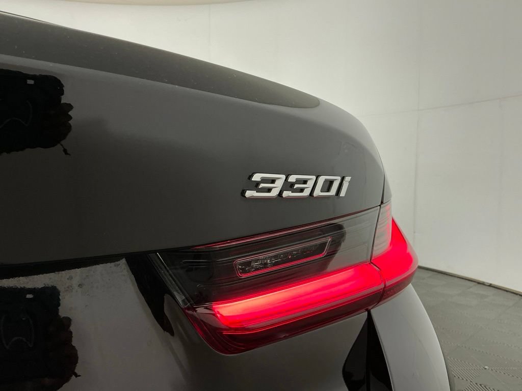 Used 2026 BMW 330i Sedan w/ Premium Package RWD image 32