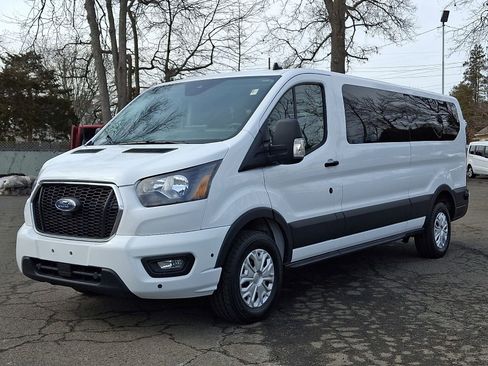 Used 2024 Ford Transit 350 XLT image 3