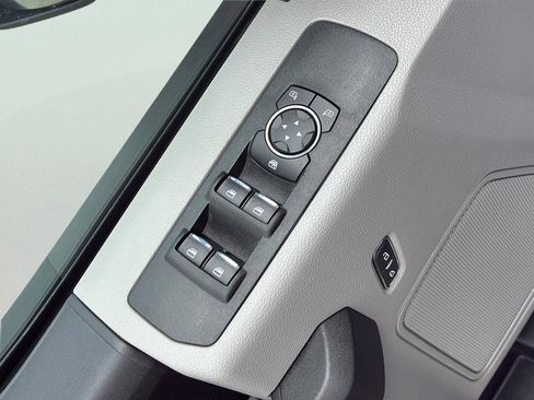 Used 2021 Ford F250 XL w/ STX Appearance Package AWD/4WD image 21