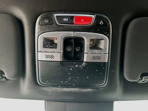 Used 2023 Kia Telluride SX image 8