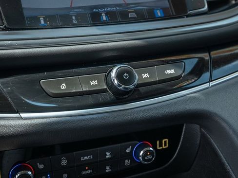 Used 2022 Buick Enclave Avenir w/ Avenir Technology Package image 20