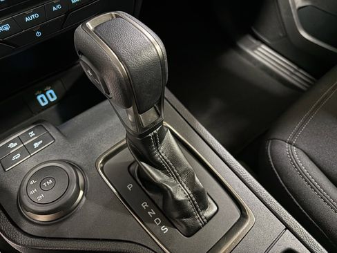 Used 2023 Ford Ranger XLT w/ Equipment Group 301A Mid image 13