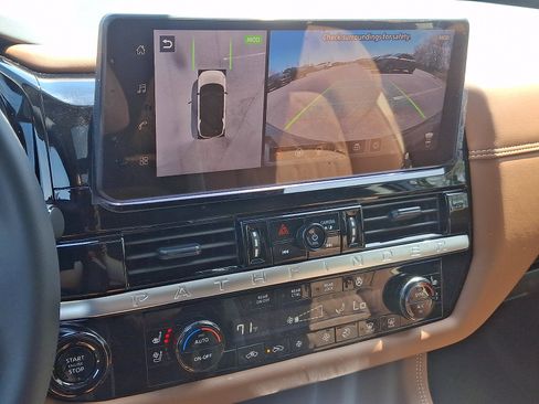 New 2026 Nissan Pathfinder Platinum w/ Cargo Package AWD/4WD image 10