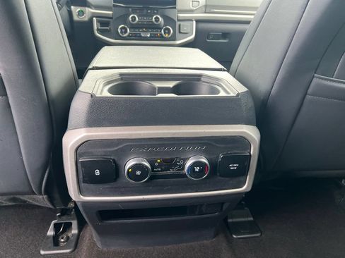 Used 2023 Ford Expedition Max XLT AWD/4WD image 18