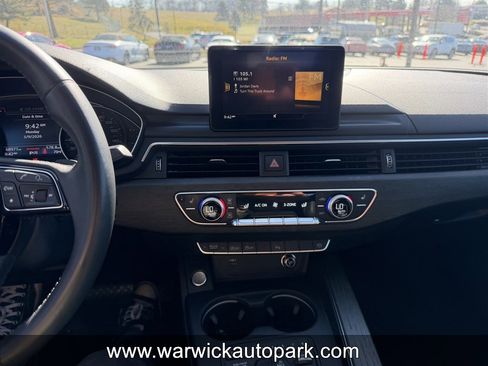 Used 2019 Audi A4 2.0T Premium image 11