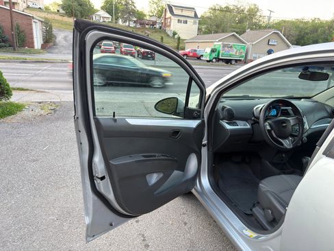 Used 2014 Chevrolet Spark LS FWD image 10