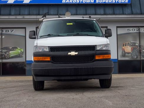 Used 2020 Chevrolet Express 2500 Work Van w/ Driver Convenience Package image 7
