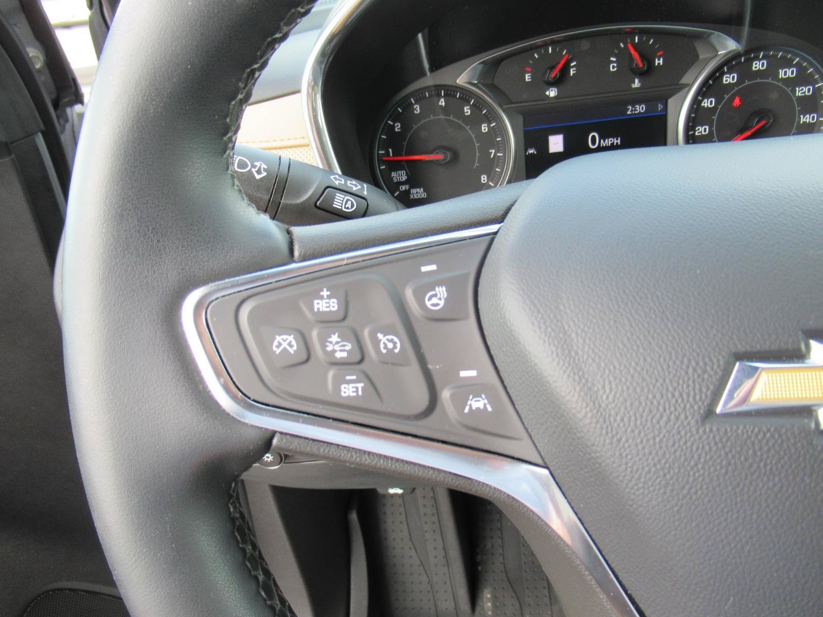 Used 2024 Chevrolet Equinox Premier FWD image 23