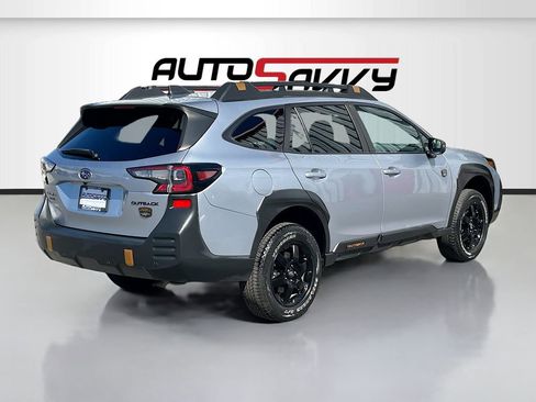 Used 2022 Subaru Outback Wilderness image 7
