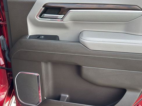 Certified 2023 GMC Sierra 1500 SLT w/ SLT Premium Package image 19