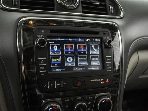 Used 2014 Buick Enclave Leather image 13