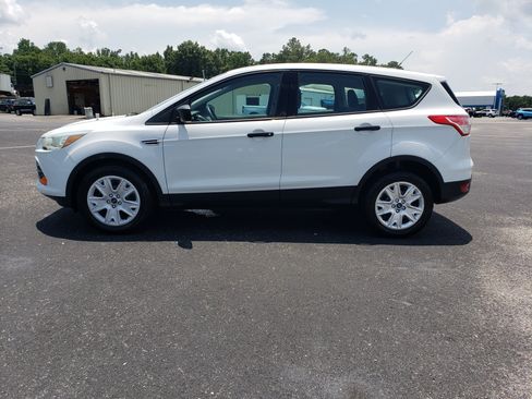 Used 2015 Ford Escape S FWD image 6