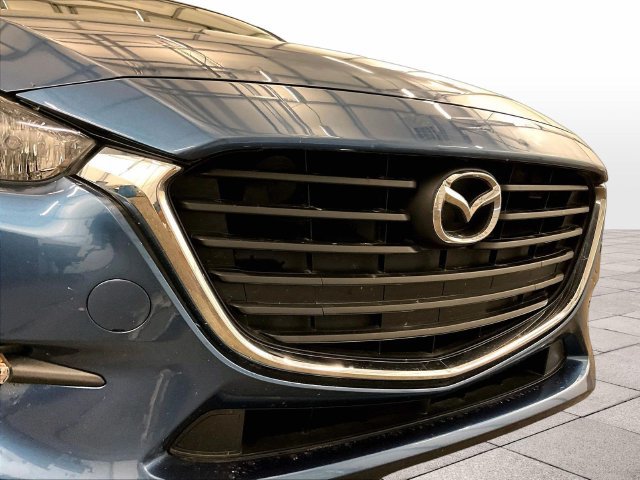 Used 2018 MAZDA MAZDA3 Touring FWD image 29
