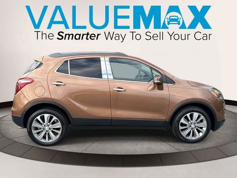 Used 2017 Buick Encore Preferred FWD image 2