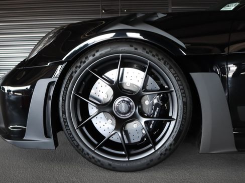 Certified 2025 Porsche 911 GT3 RS image 17