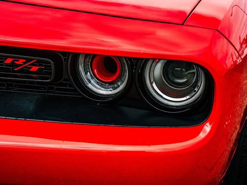 Used 2022 Dodge Challenger R/T w/ Blacktop Package RWD image 7