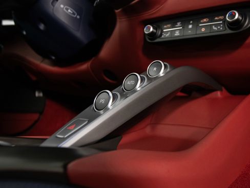 Certified 2018 Ferrari 812 Superfast RWD image 28