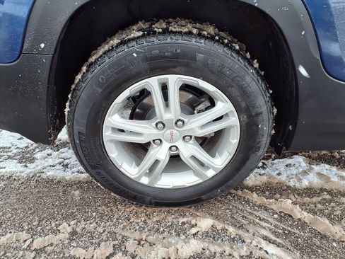 Certified 2023 GMC Terrain SLE w/ Driver Convenience Package image 40