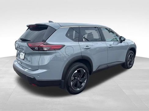 Certified 2026 Nissan Rogue SV AWD/4WD image 6