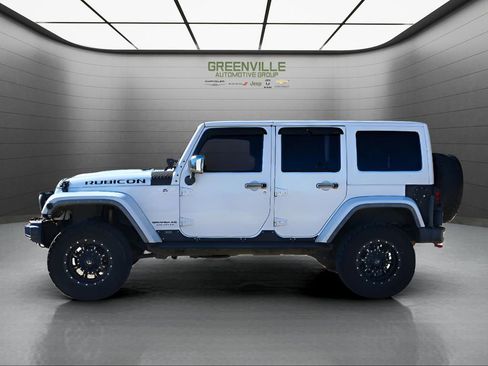 Used 2014 Jeep Wrangler Unlimited Rubicon image 3
