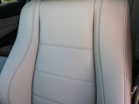 New 2026 Mercedes-Benz GLE 350 4MATIC image 24