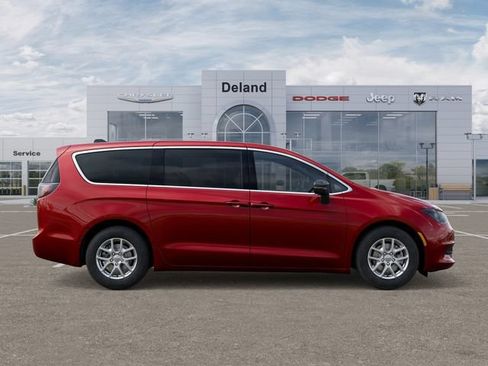 New 2026 Chrysler Voyager LX FWD image 22
