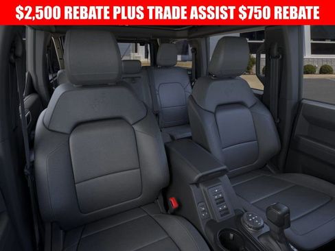 New 2025 Ford Bronco Outer Banks w/ Sasquatch Package image 10