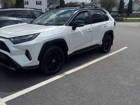 Used 2022 Toyota RAV4 XSE AWD/4WD image 1