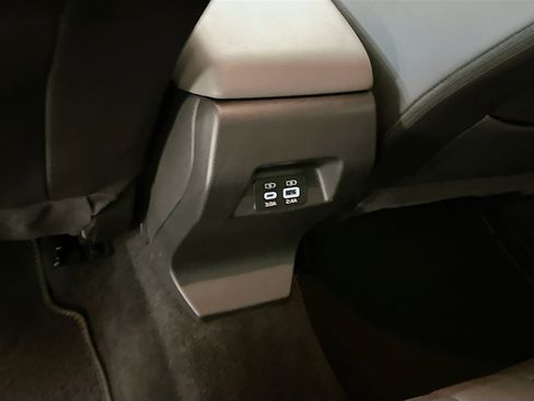 Used 2024 Subaru Crosstrek 2.0i Premium image 28